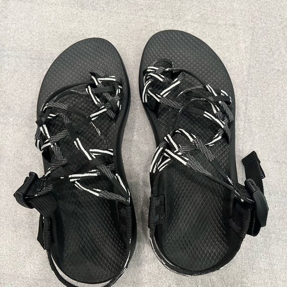 [US8] Chaco Sandals ZX3 Classic Scatter Black/White Arch Support WMN Strappy - Picture 1 of 5